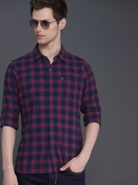 

WROGN Men Navy Blue & Maroon Slim Fit Checked Casual Shirt