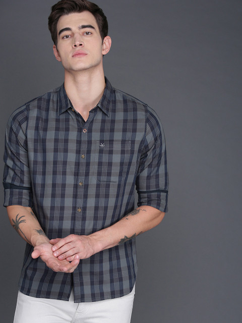 

WROGN Men Navy Blue & Grey Slim Fit Checked Casual Shirt