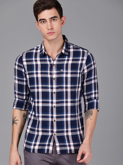 

WROGN Men Navy Blue & White Slim Fit Checked Casual Shirt