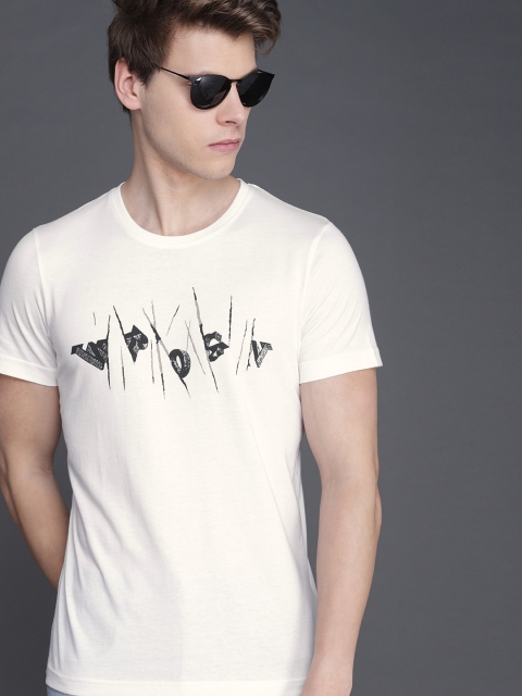 

WROGN Men White Printed Slim Fit Round Neck T-shirt