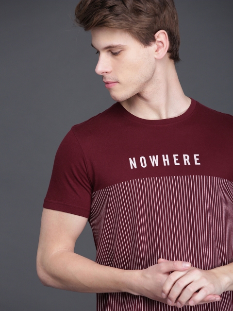 

WROGN Men Maroon & White Striped Slim Fit Round Neck T-shirt