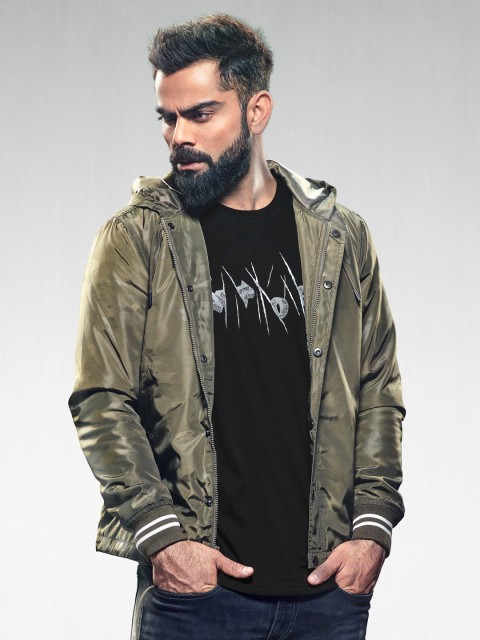 

WROGN Men Black Printed Round Neck Slim Fit T-shirt