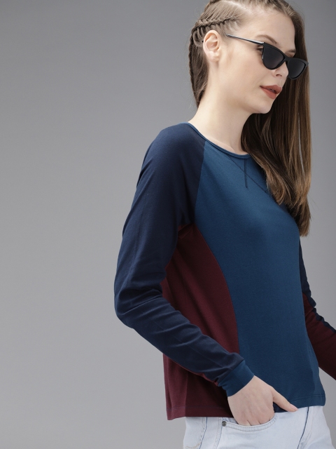

Roadster Women Teal Blue & Burgundy Colourblocked Round Neck T-shirt