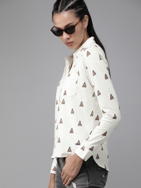 

Roadster Women White Regular Fit Printed Casual Knitted Shirt