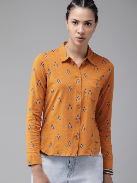 

Roadster Women Mustard Yellow Regular Fit Printed Casual Shirt