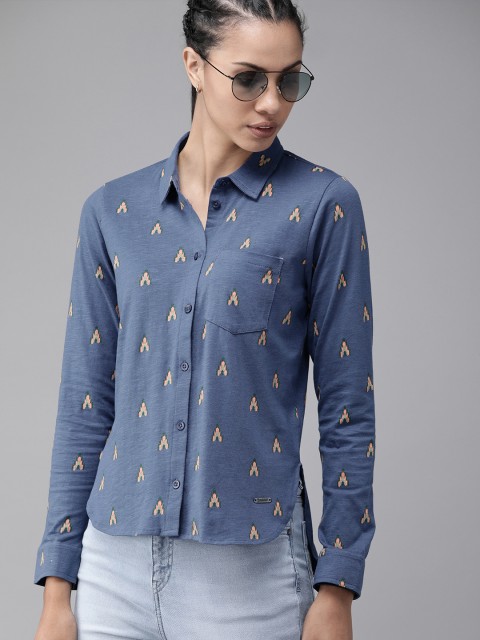 

The Roadster Lifestyle Co Women Blue Regular Fit Printed Casual Knitted Shirt