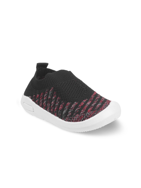 

Kittens Boys Black Sneakers