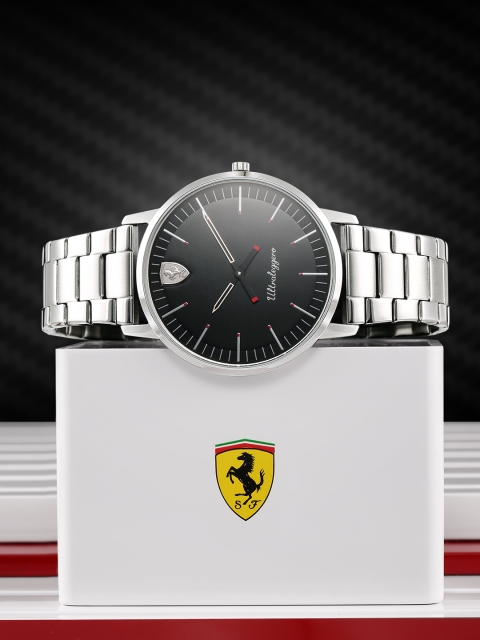 

SCUDERIA FERRARI Men Black Analogue Watch 0830560
