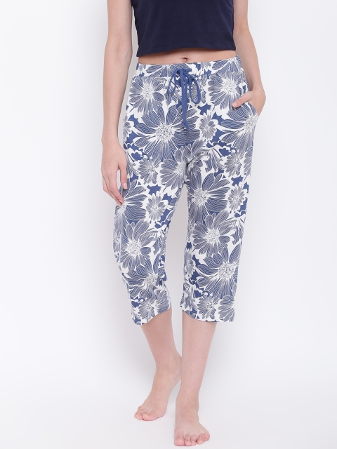 

9teenAGAIN Women Blue & White Printed Lounge Capris 1SS17-2082-SP1