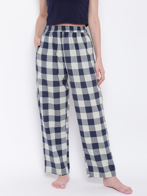 

9teenAGAIN Women Off-White & Navy Blue Checked Lounge Pants 3SS18-1542-PJ1