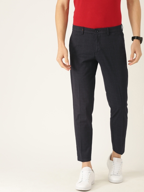 

Allen Solly Sport Men Wimbledon Black Cropped Fit Solid Regular Trousers