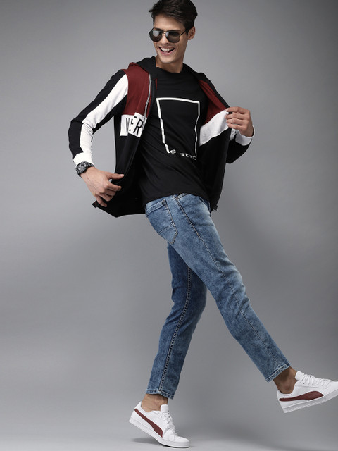 

HERE&NOW Men Black & Maroon Colourblocked Hooded Sweatshirt