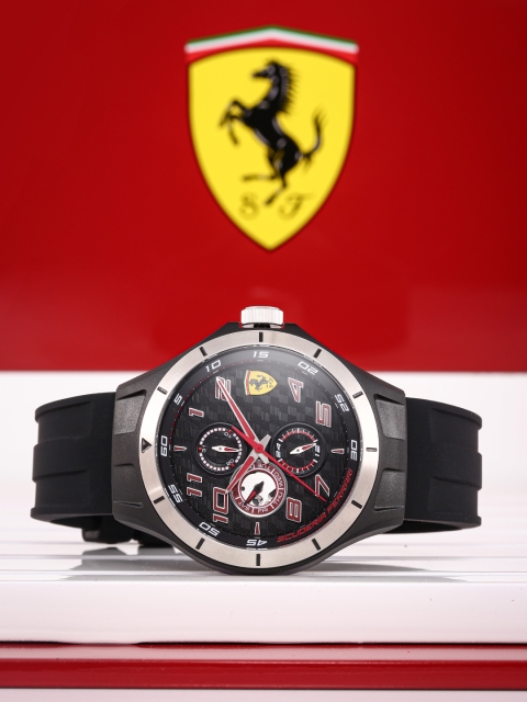 

SCUDERIA FERRARI Lap Time Men Black Analogue Watch 0830679_1