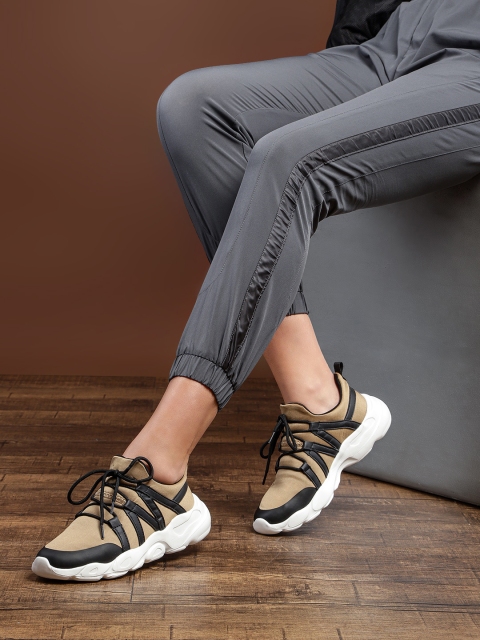 

Roadster Women Brown Solid Sneakers