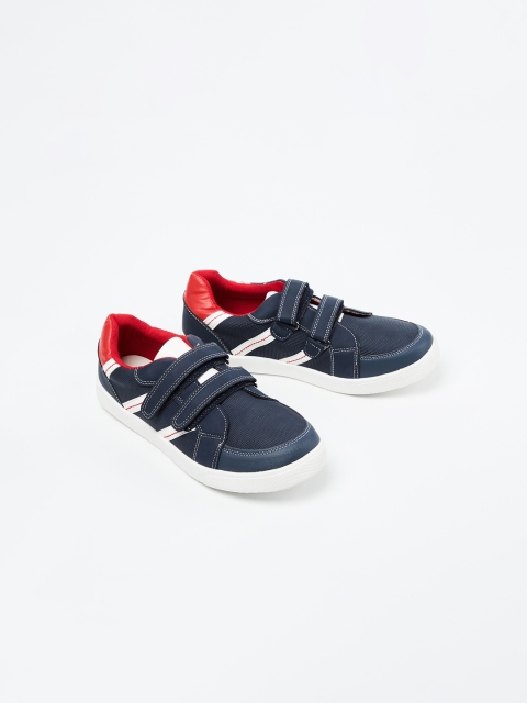 

Fame Forever by Lifestyle Boys Navy Blue Slip-On Sneakers