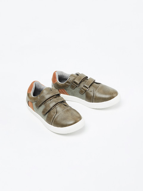 

Fame Forever by Lifestyle Boys Olive Green Sneakers