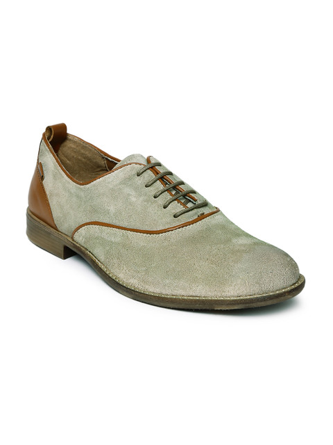 

Levi's Men Taupe Suede Casual Shoes