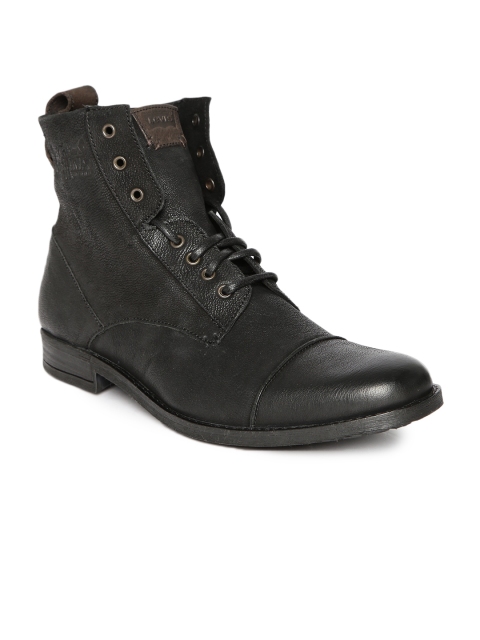 

Levis Men Black Leather Boots