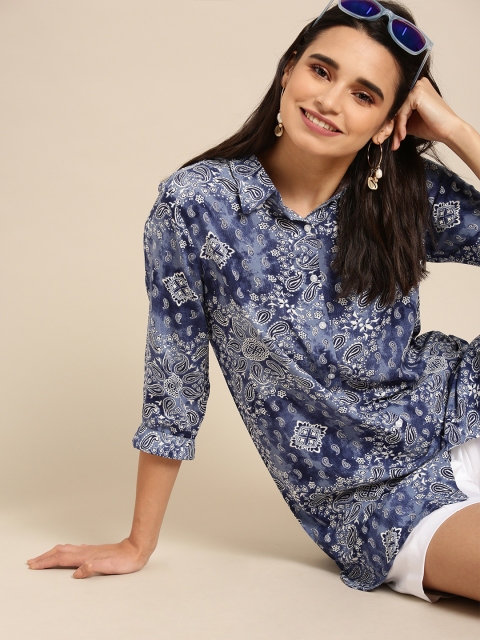 

DressBerry Women Blue & White Regular Fit Printed Casual Shirt