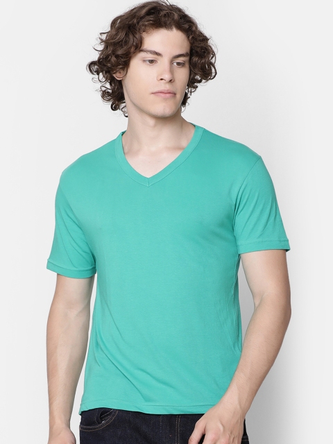

IMYOUNG Men Teal Green Solid V-Neck T-shirt