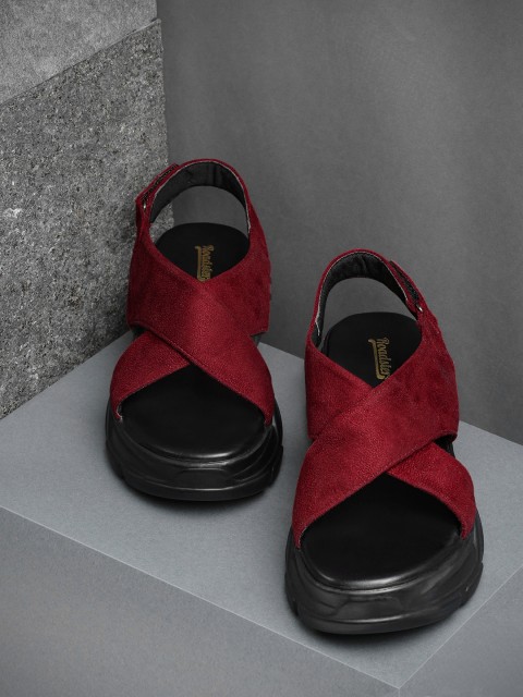 

Roadster Women Maroon Woven Design Comfort Heels