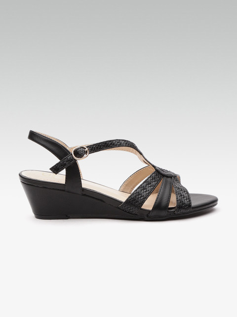 

Carlton London Women Black Basketweave Textured Heels