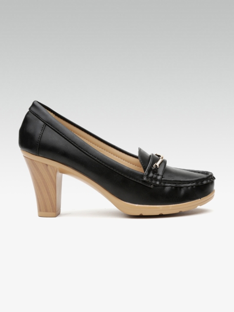 

Carlton London Women Black Solid Pumps
