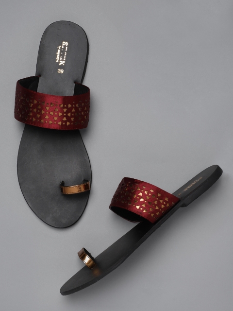 

Anouk Women Maroon & Gold-Toned Solid One Toe Flats