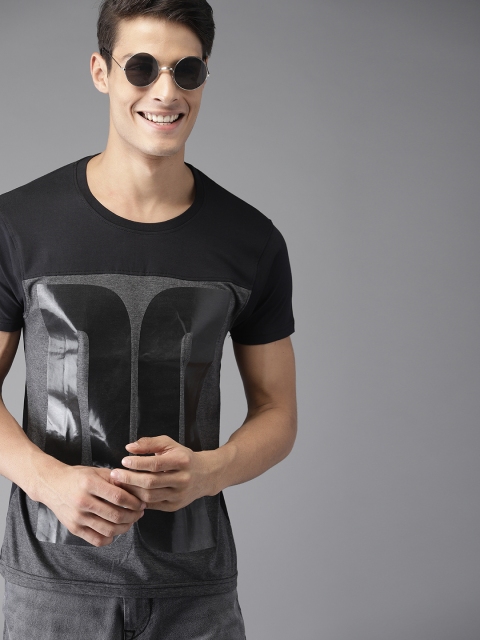 

HERENOW Men Black Grey Melange Printed Round Neck Pure Cotton T-shirt