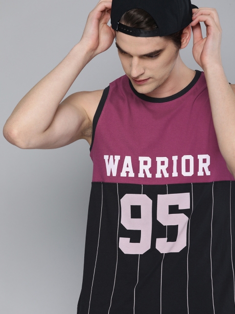 

HERE&NOW Men Magenta & Black Colourblocked Round Neck T-shirt