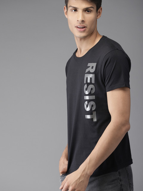 

HERE&NOW Men Black Printed Round Neck T-shirt