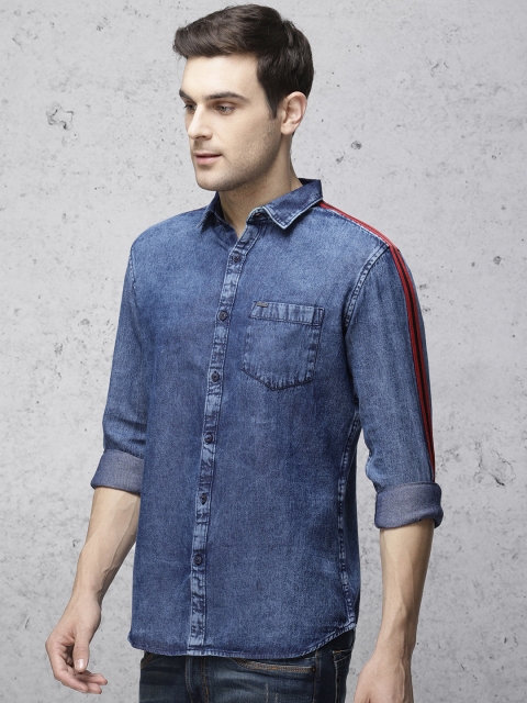 

Ecko Unltd Men Blue Solid Regular Fit Casual Denim Shirt