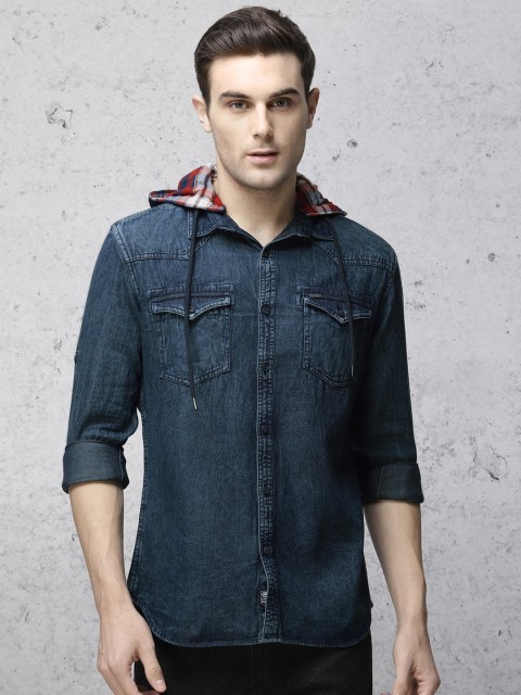 

Ecko Unltd Men Blue Regular Fit Hooded Casual Denim Shirt