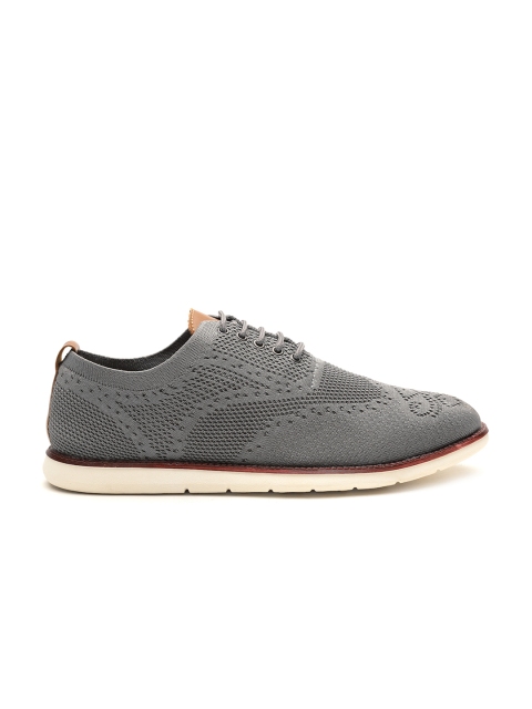 

Carlton London Men Grey Woven Design Sneakers