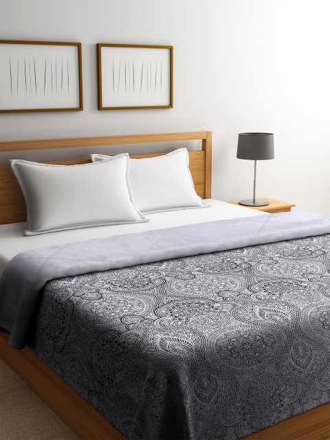 

SPACES White & Charcoal Grey Ethnic Motifs AC Room 300 GSM Double Bed Quilt