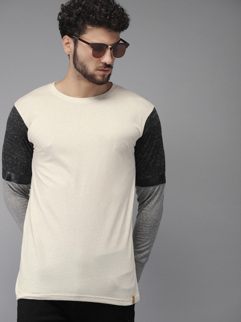 

Campus Sutra Men Cream-Coloured Solid Round Neck T-shirt