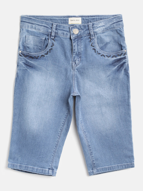 

Gini and Jony Girls Blue Washed Regular Fit Denim Capris