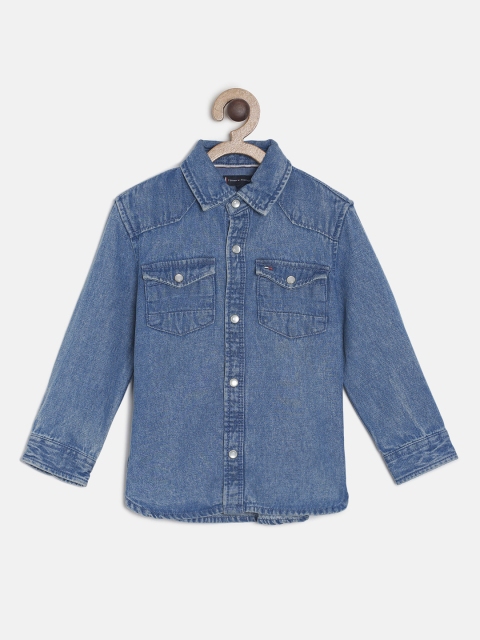 

Tommy Hilfiger Boys Blue Regular Fit Solid Casual Denim Shirt