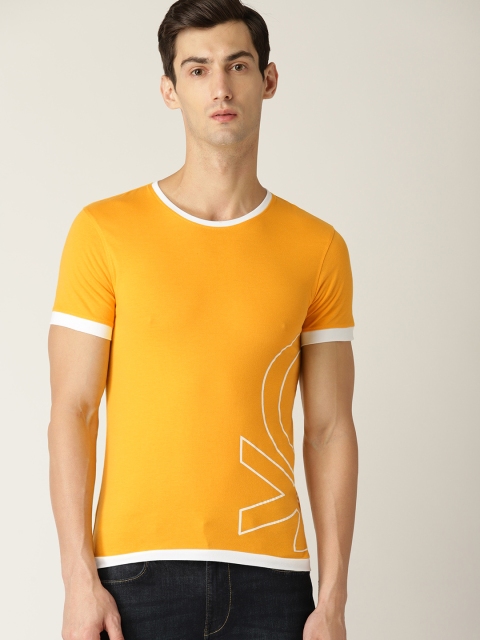 

United Colors of Benetton Men Yellow & White Placement Print Round Neck T-shirt