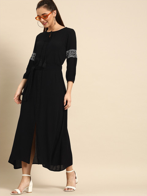 

DressBerry Women Black Solid Maxi Dress