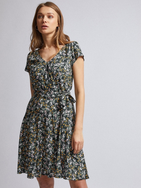

DOROTHY PERKINS Women Green & White Floral Print A-Line Dress