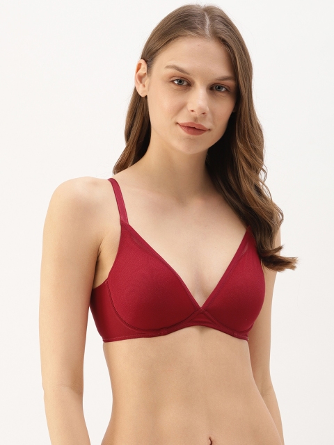 

Wacoal Red Solid Non-Wired Lightly Padded Everyday Bra