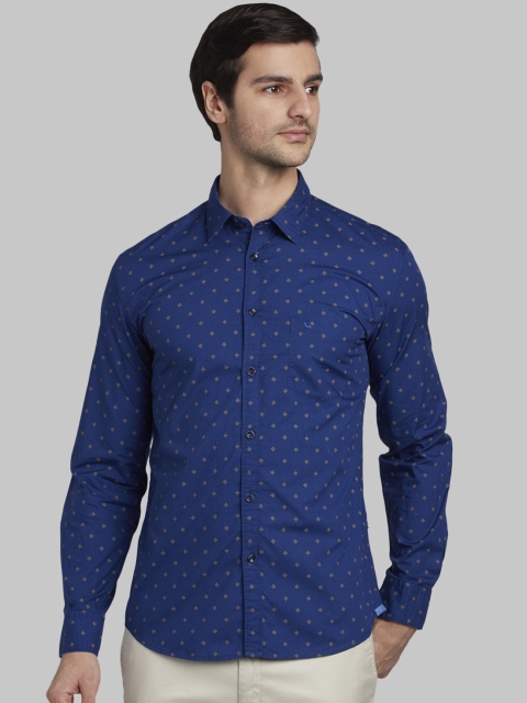 

Parx Men Blue Slim Fit Printed Casual Shirt