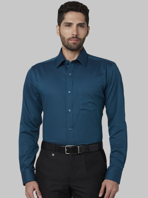 

Park Avenue Men Blue Regular Fit Solid Formal Shirt