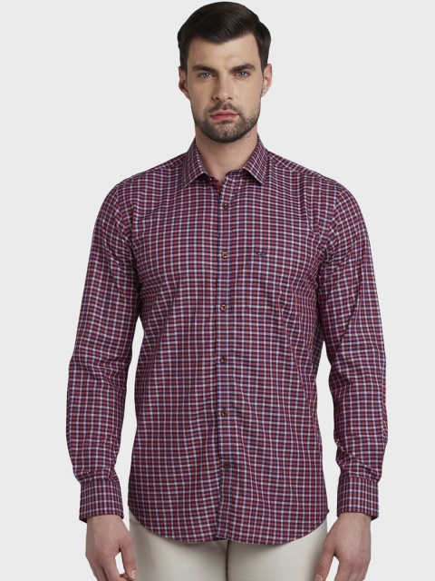 

ColorPlus Men Red Tailored Fit Checked Casual Shirt