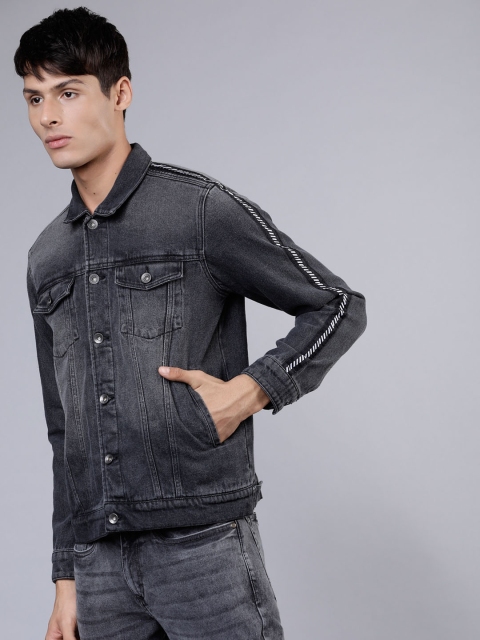 Men Black Solid Trucker Fit Jacket