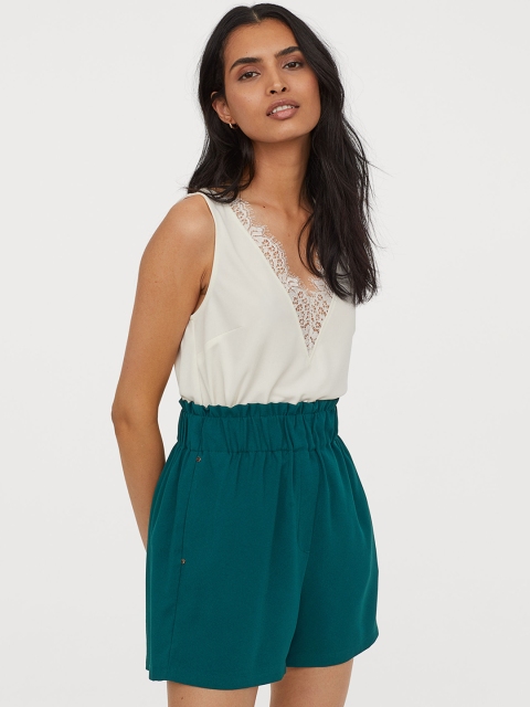 

H&M Women Green Paper Bag Shorts