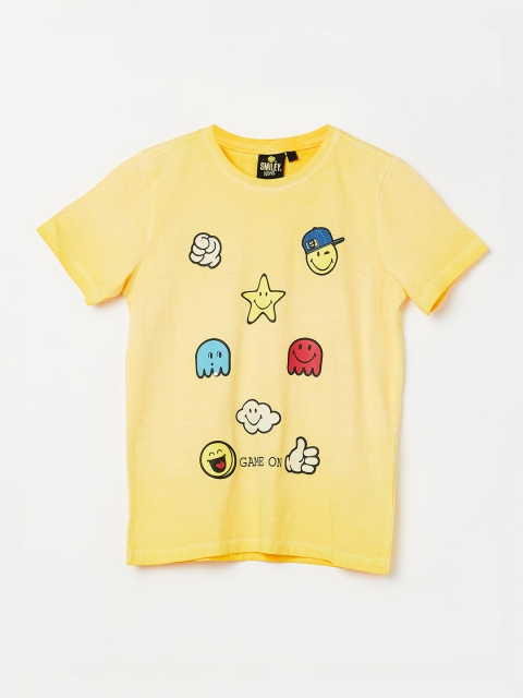 

Smiley World Boys Yellow Printed Round Neck T-shirt
