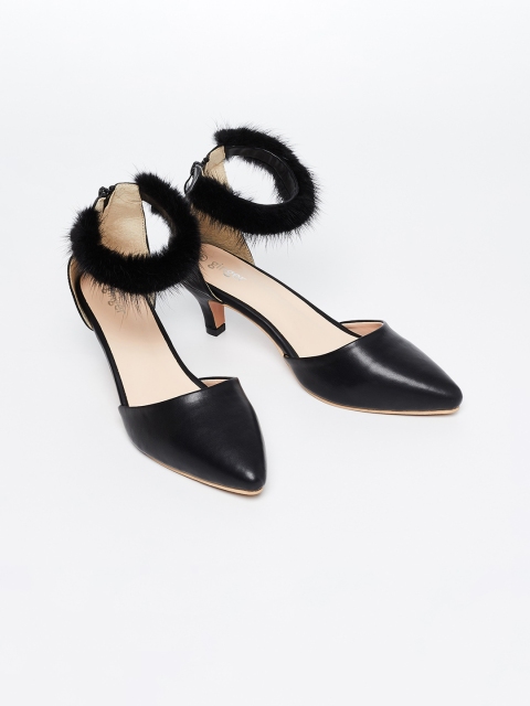 

Ginger by Lifestyle Women Black Mid-Top Pumps