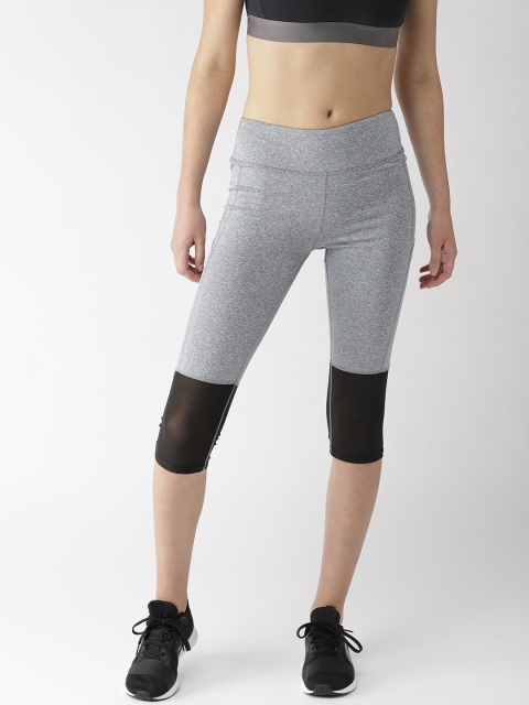 

Chkokko Women Grey Melange & Black Colourblocked Slim Fit Capris